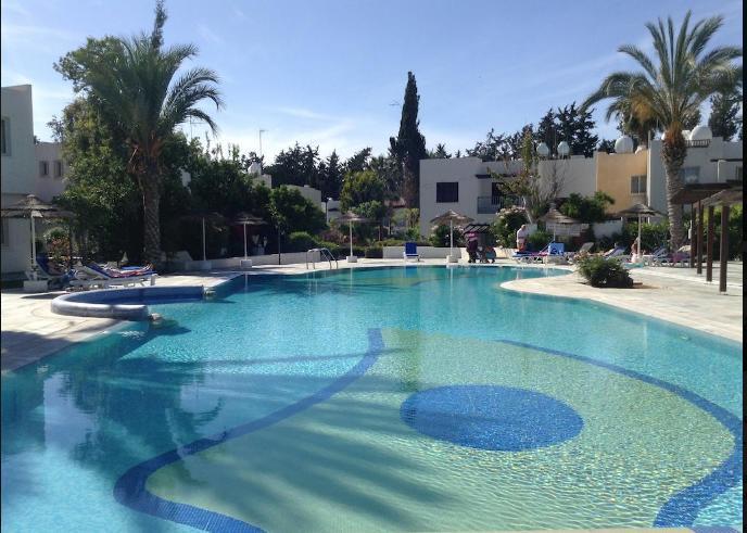 Paphos Studios Экстерьер фото