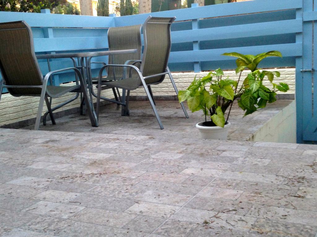 Paphos Studios Экстерьер фото